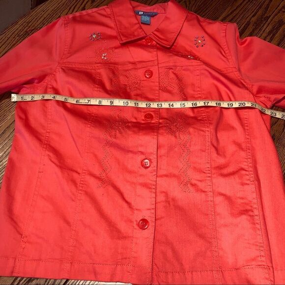 Light weight cotton/polyester embroidered jacket - Picture 7 of 8